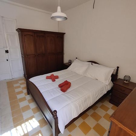 Peaceful Traditional Maltese Townhouse Luqa Exteriör bild