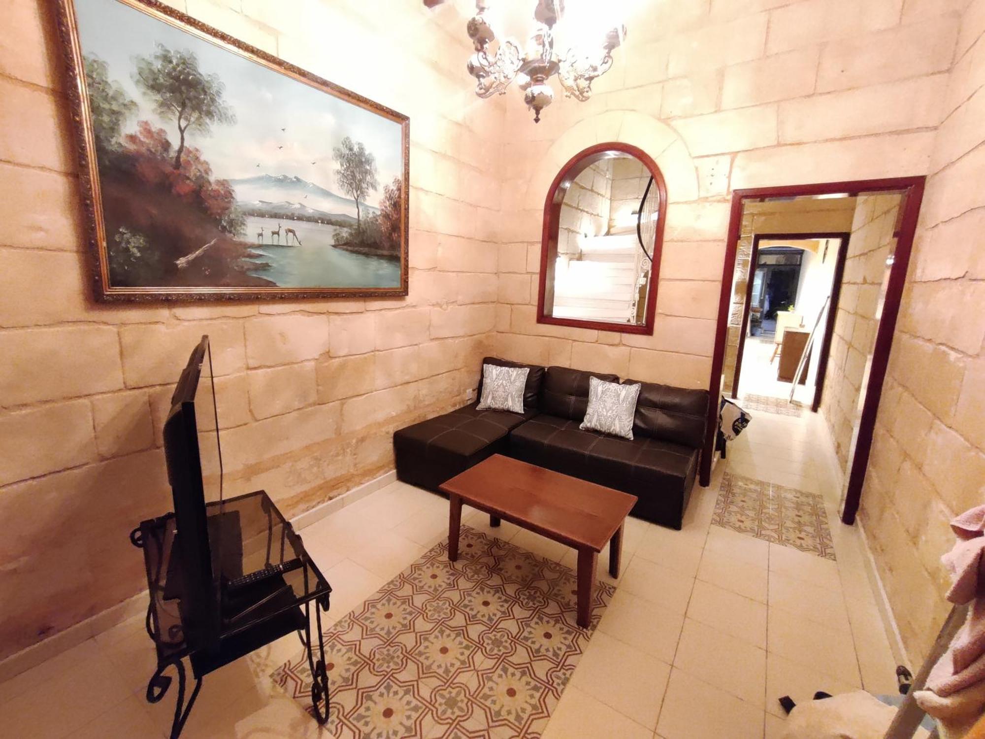Peaceful Traditional Maltese Townhouse Luqa Exteriör bild