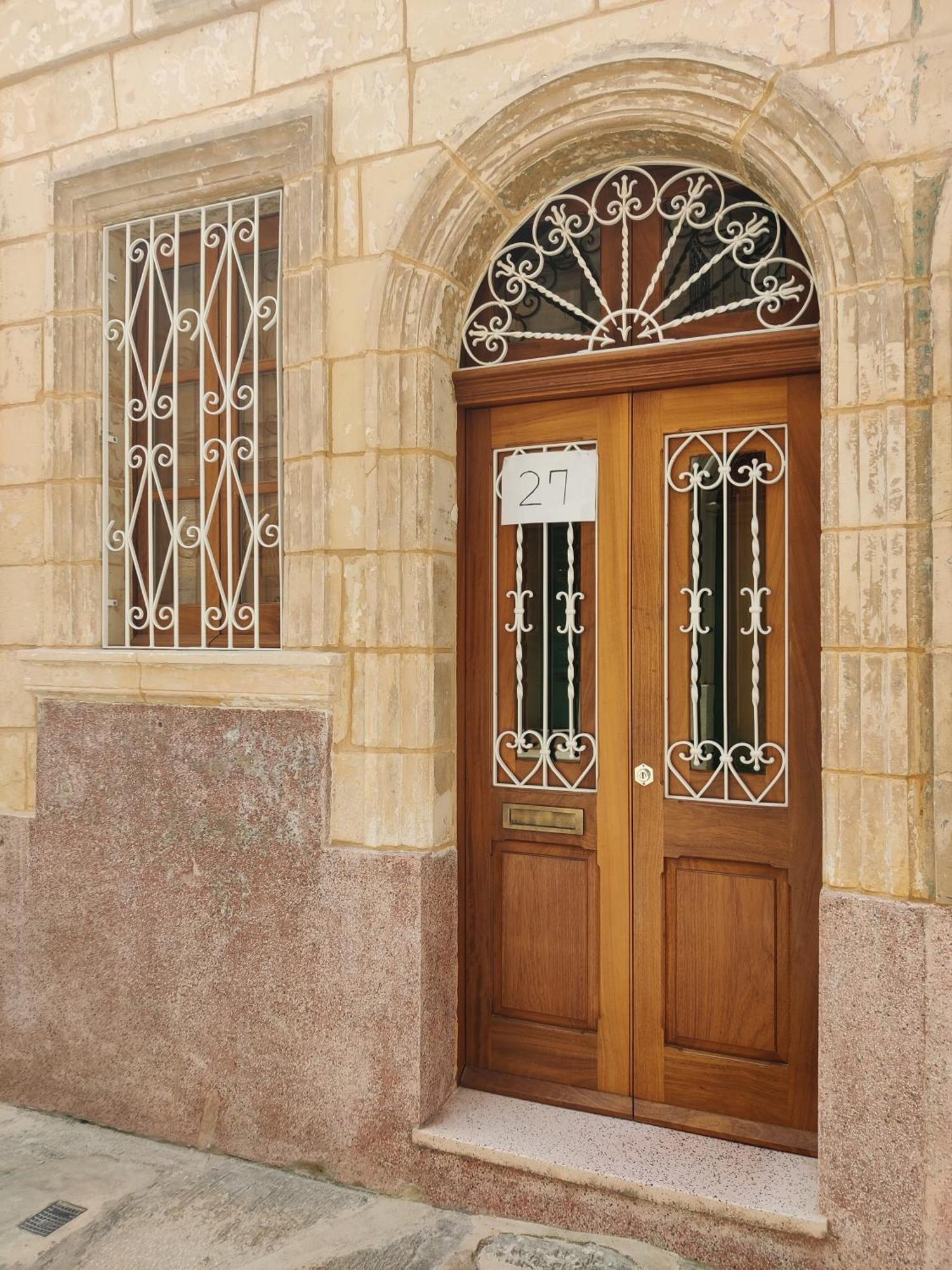 Peaceful Traditional Maltese Townhouse Luqa Exteriör bild